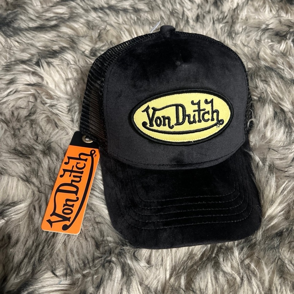 Black Von Dutch Trucker Hat